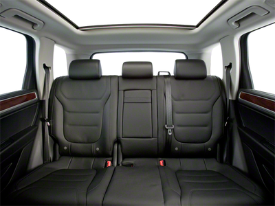 2011 Volkswagen Touareg V6 TDI Sport