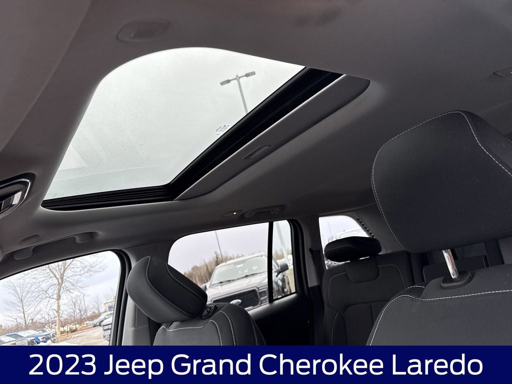 2023 Jeep Grand Cherokee Laredo