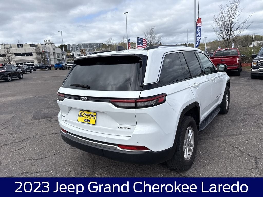 2023 Jeep Grand Cherokee Laredo
