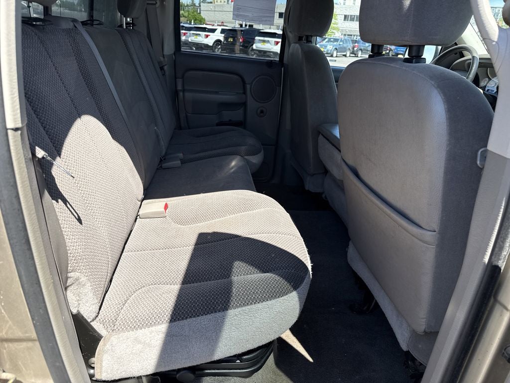 2004 Dodge Ram 1500 SLT