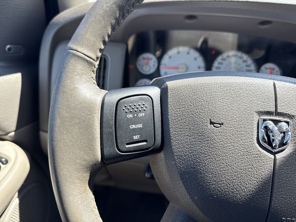 2004 Dodge Ram 1500 SLT