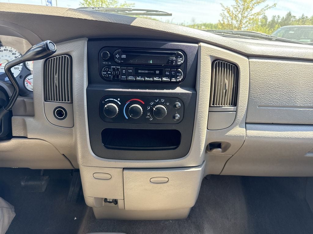 2004 Dodge Ram 1500 SLT