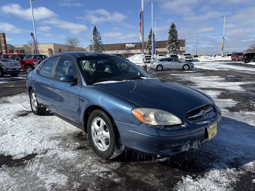 2002 Ford Taurus SE