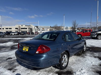 2002 Ford Taurus SE
