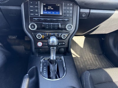 2015 Ford Mustang V6