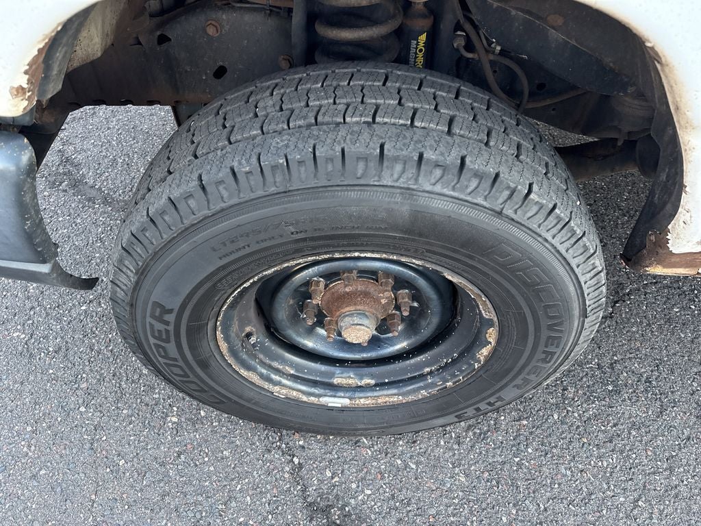 2013 Ford E-350SD Base Cutaway