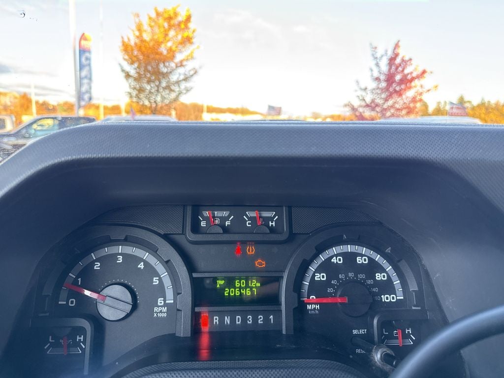 2013 Ford E-350SD Base Cutaway