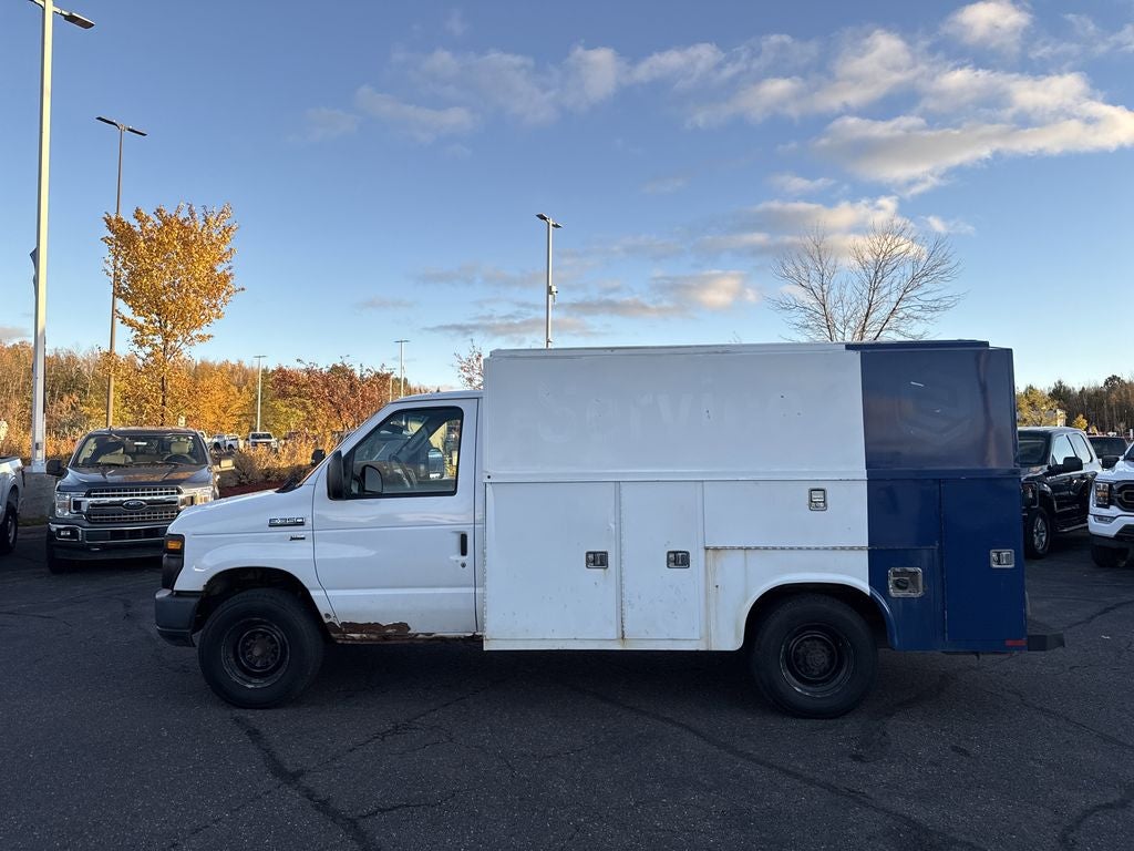 2013 Ford E-350SD Base Cutaway