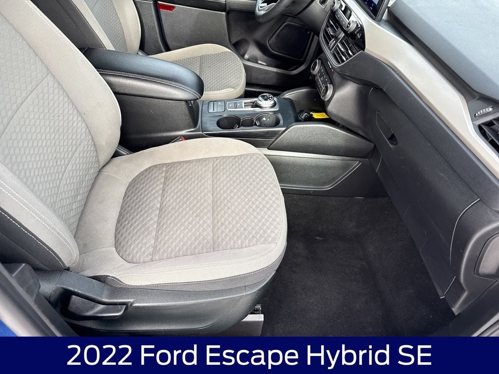 2022 Ford Escape Hybrid SE