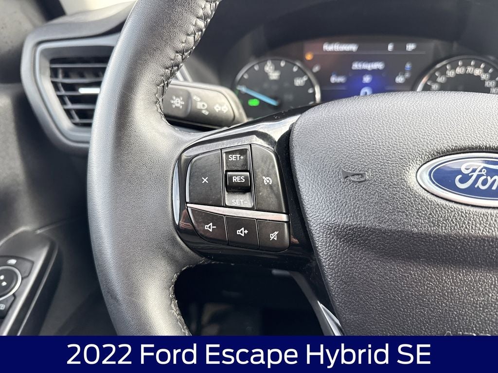 2022 Ford Escape Hybrid SE
