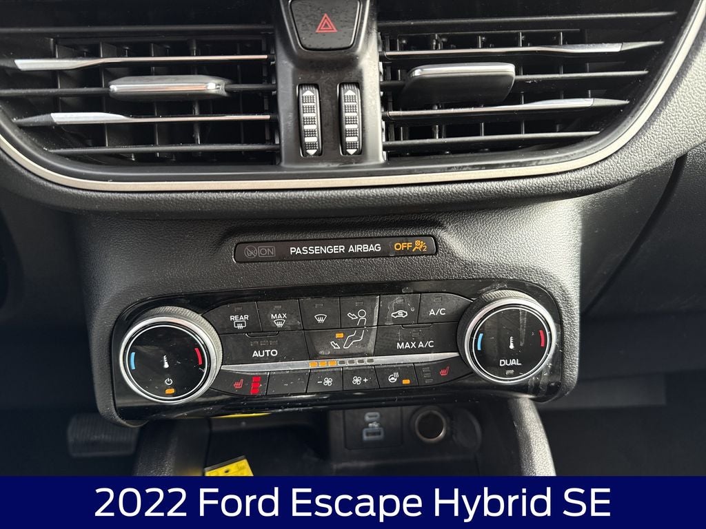 2022 Ford Escape Hybrid SE