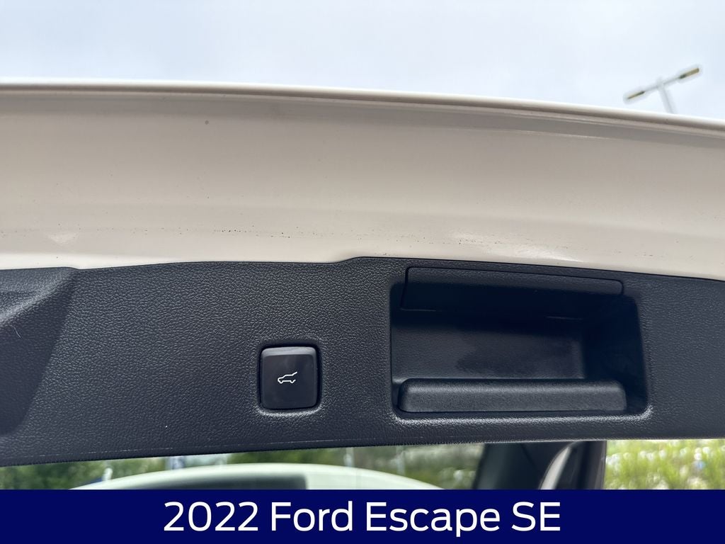 2022 Ford Escape SE