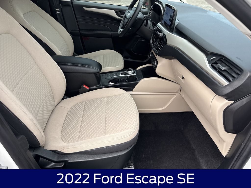 2022 Ford Escape SE