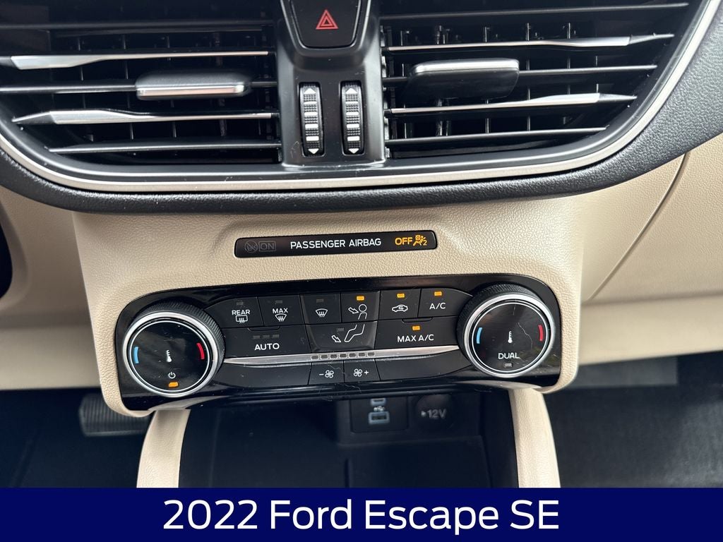 2022 Ford Escape SE