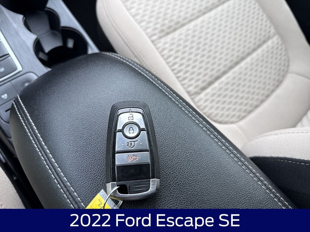 2022 Ford Escape SE