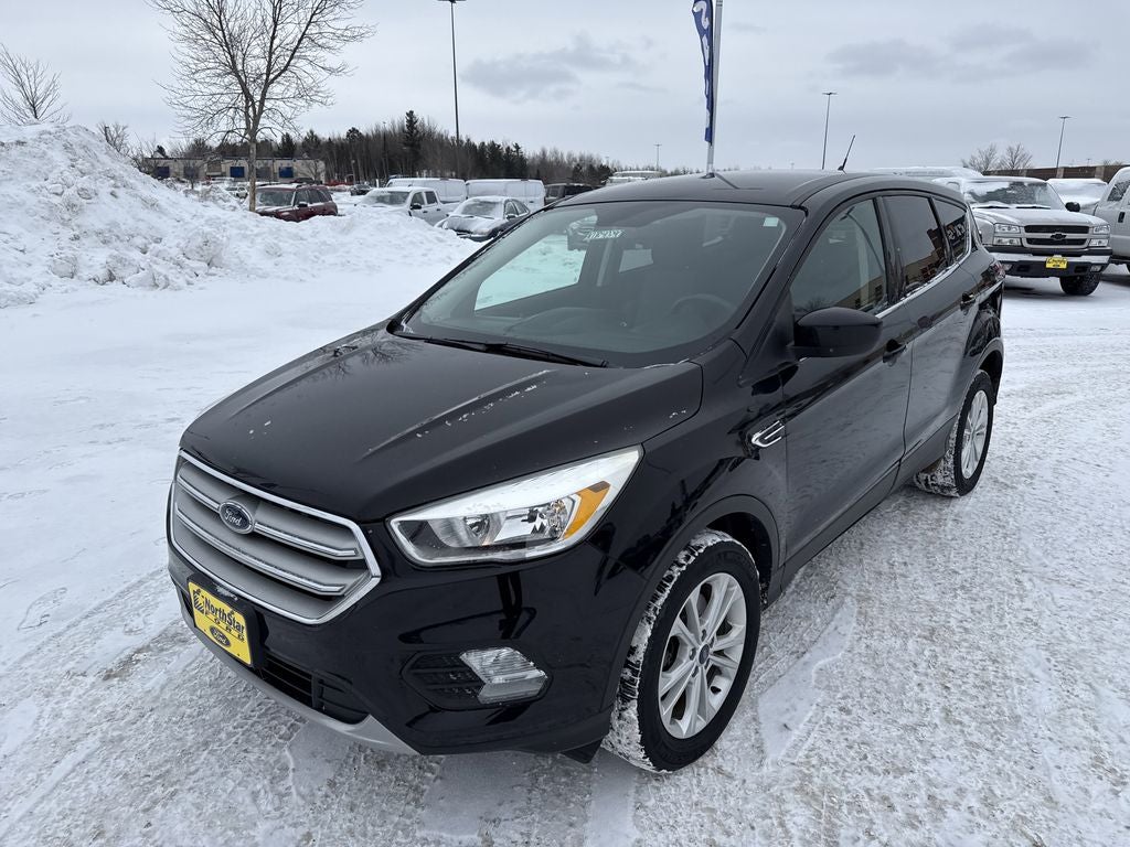 Used 2019 Ford Escape SE with VIN 1FMCU9GD5KUB40390 for sale in Duluth, Minnesota