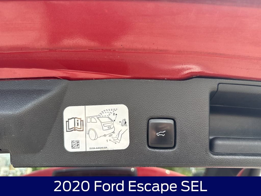 2020 Ford Escape SEL