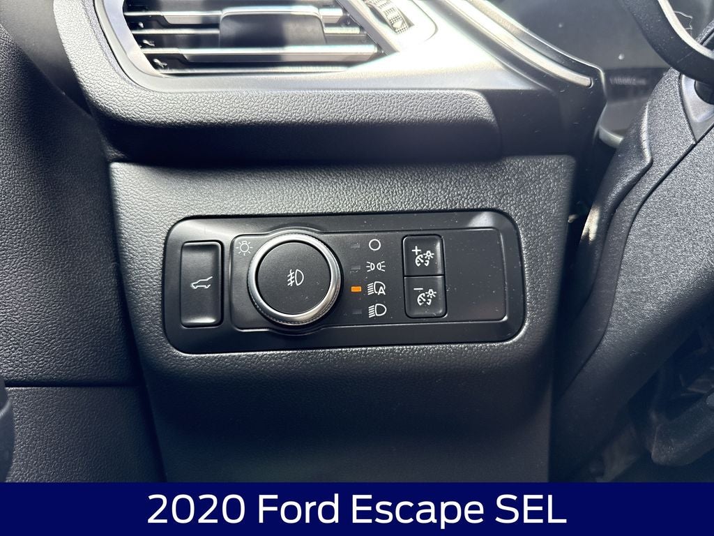 2020 Ford Escape SEL