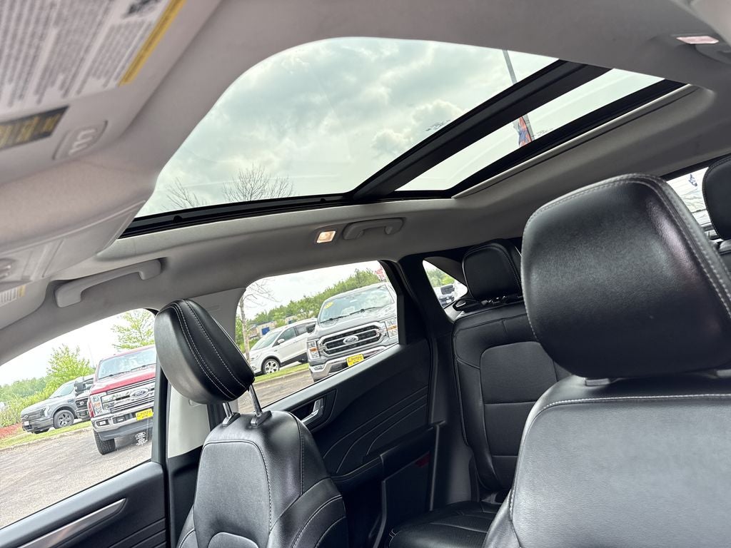 2021 Ford Escape Titanium