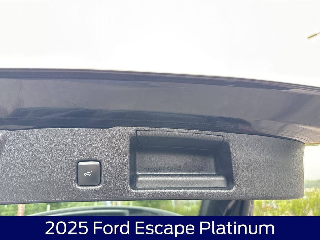 2025 Ford Escape Platinum