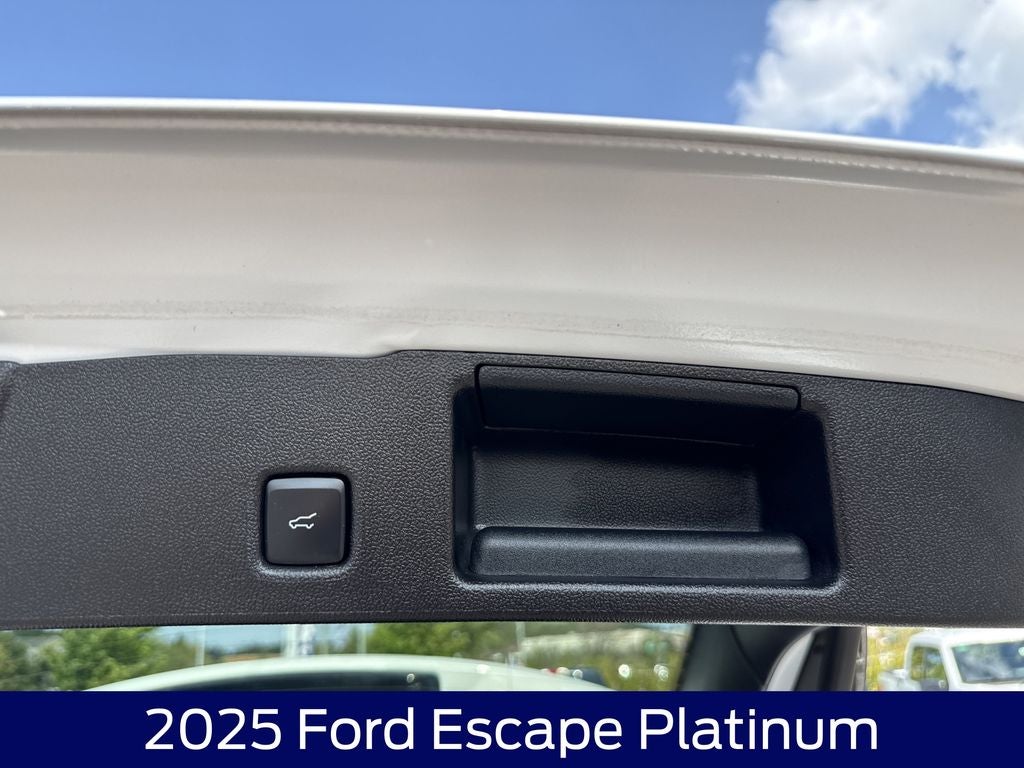 2025 Ford Escape Platinum