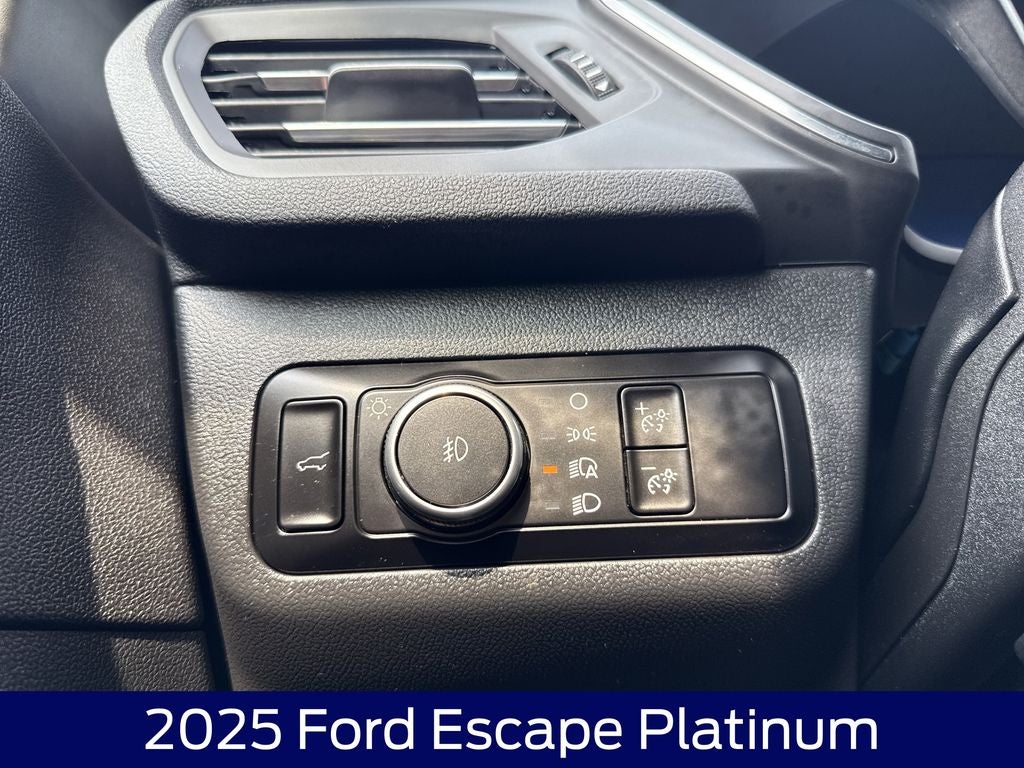 2025 Ford Escape Platinum