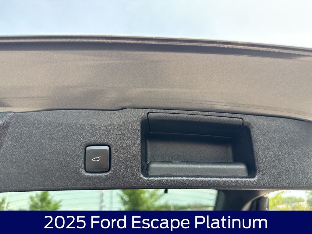 2025 Ford Escape Platinum