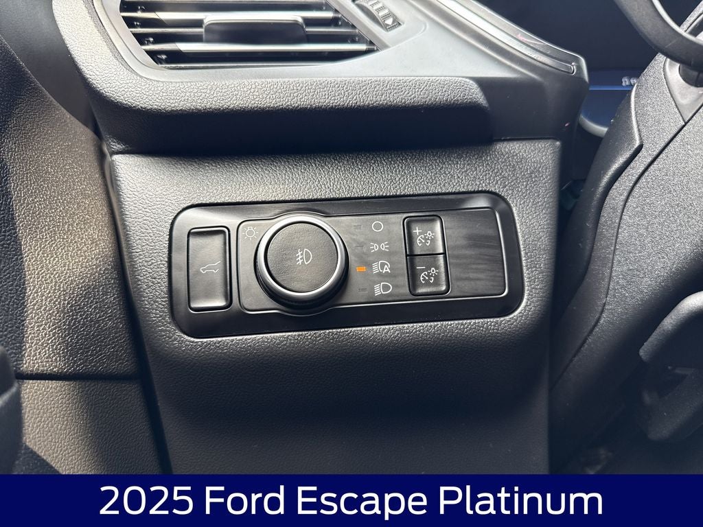 2025 Ford Escape Platinum
