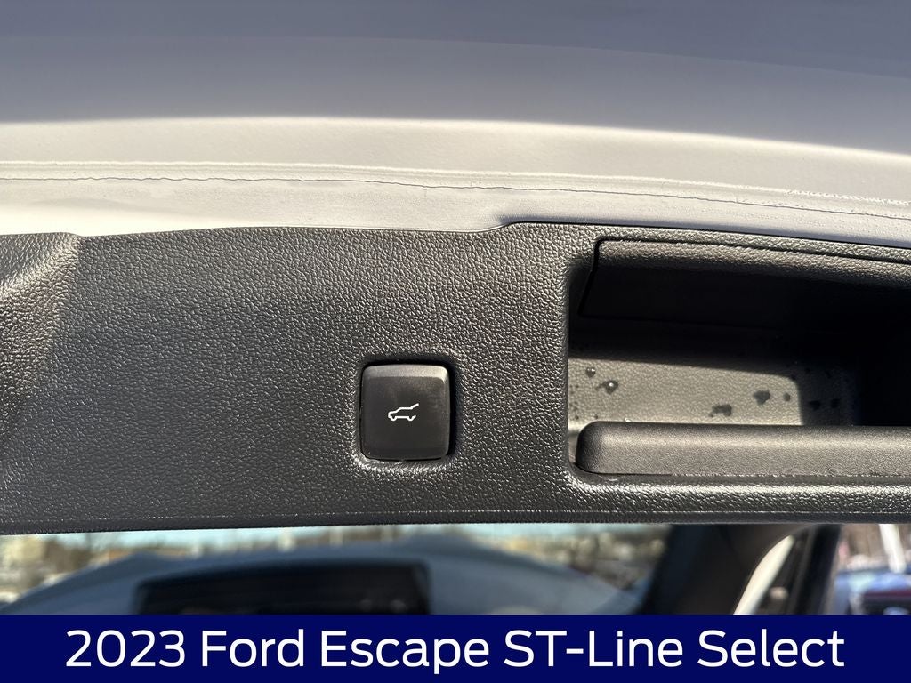 2023 Ford Escape ST-Line Select