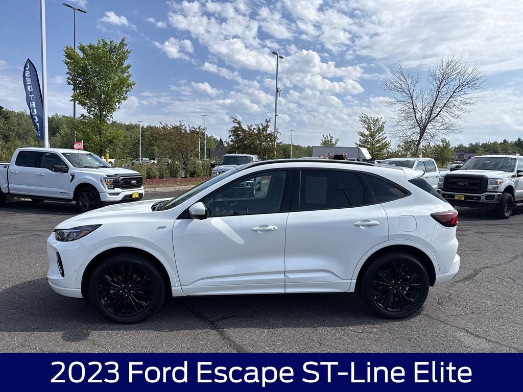 2023 Ford Escape ST-Line Elite