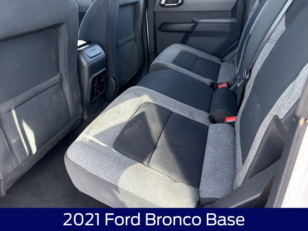 2021 Ford Bronco Base