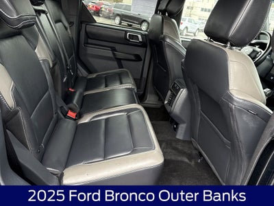 2025 Ford Bronco Outer Banks