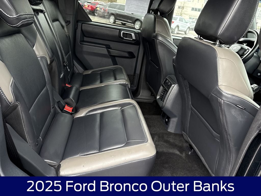 2025 Ford Bronco Outer Banks