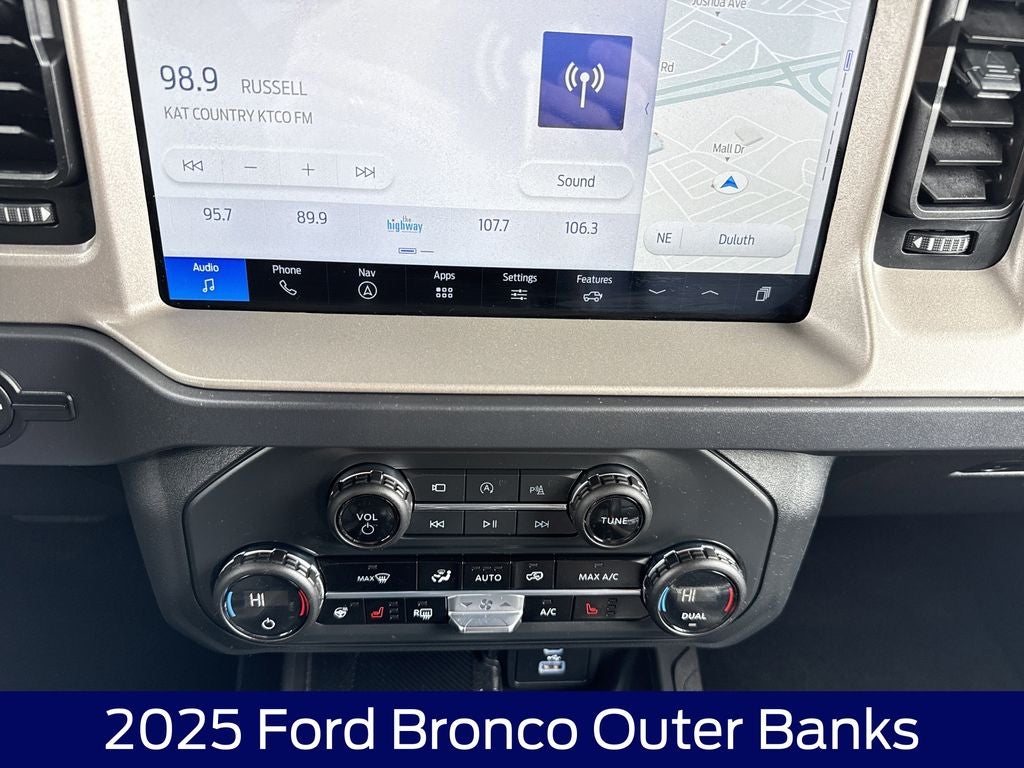 2025 Ford Bronco Outer Banks