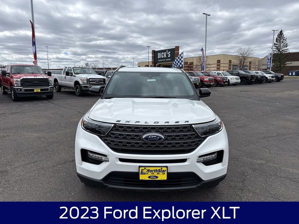 2023 Ford Explorer XLT