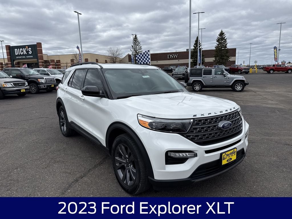 2023 Ford Explorer XLT