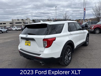 2023 Ford Explorer XLT