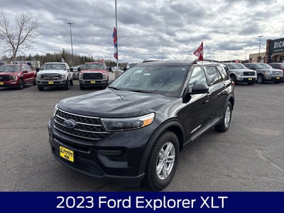 2023 Ford Explorer XLT