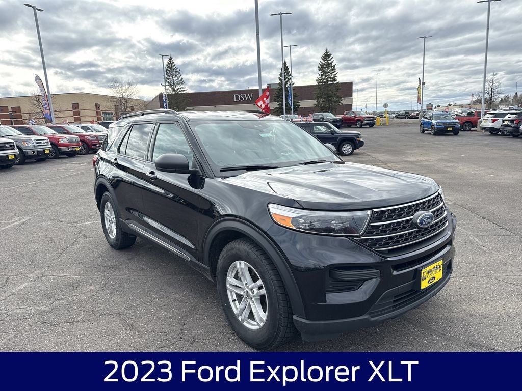2023 Ford Explorer XLT