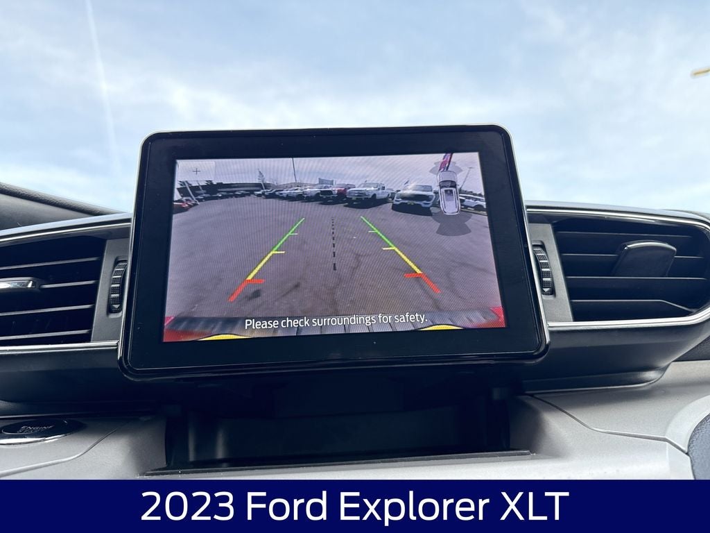 2023 Ford Explorer XLT