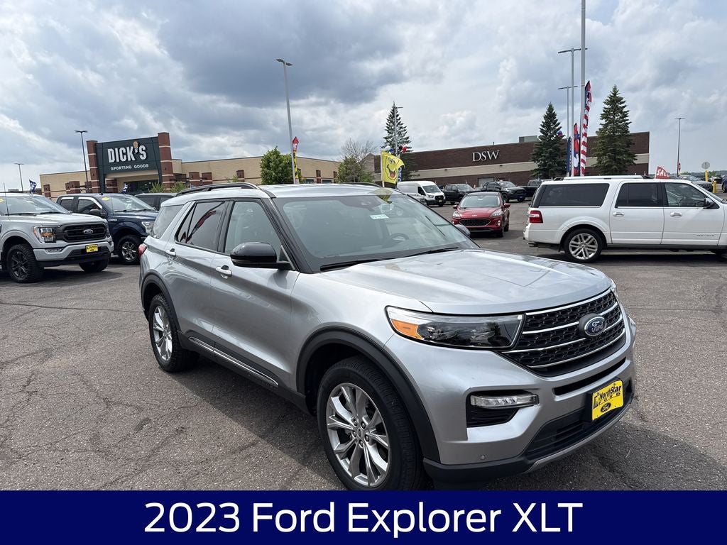 2023 Ford Explorer XLT