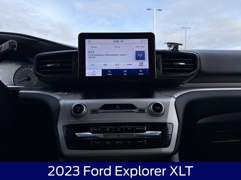 2023 Ford Explorer XLT