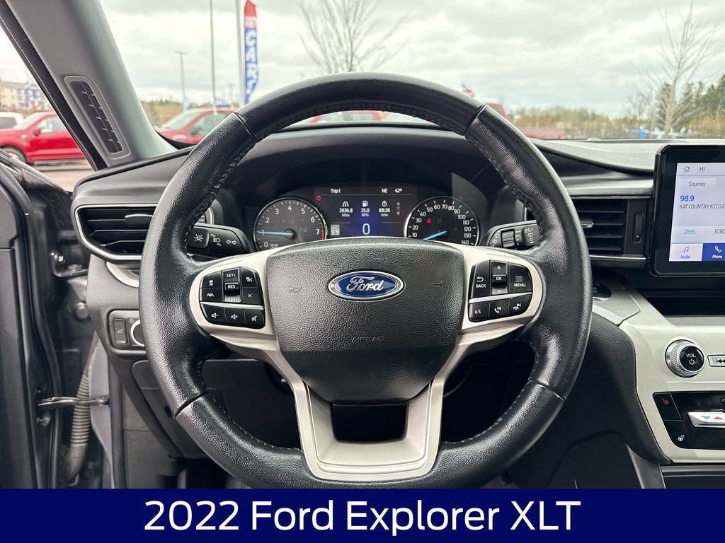 2022 Ford Explorer XLT