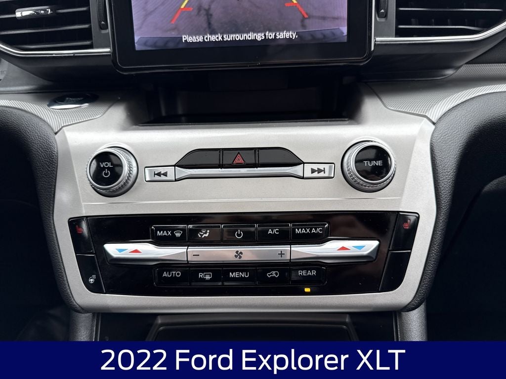 2022 Ford Explorer XLT