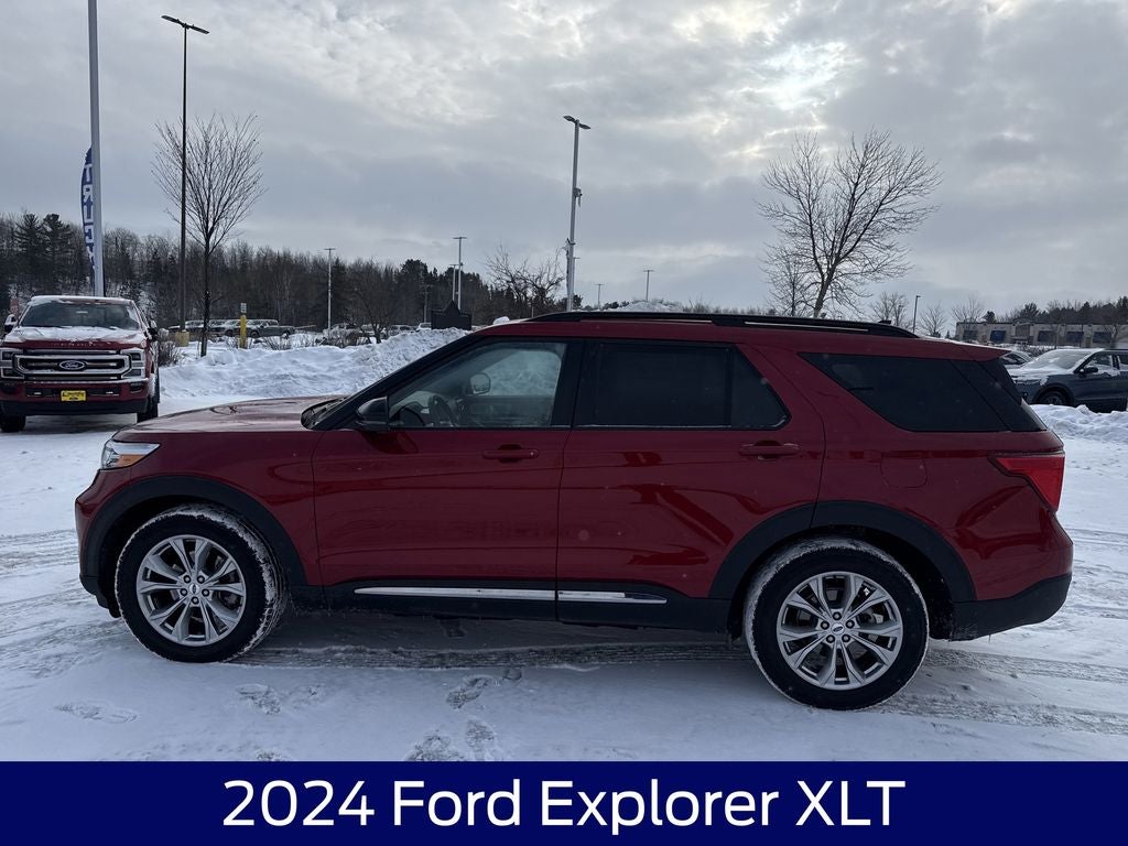 2024 Ford Explorer XLT