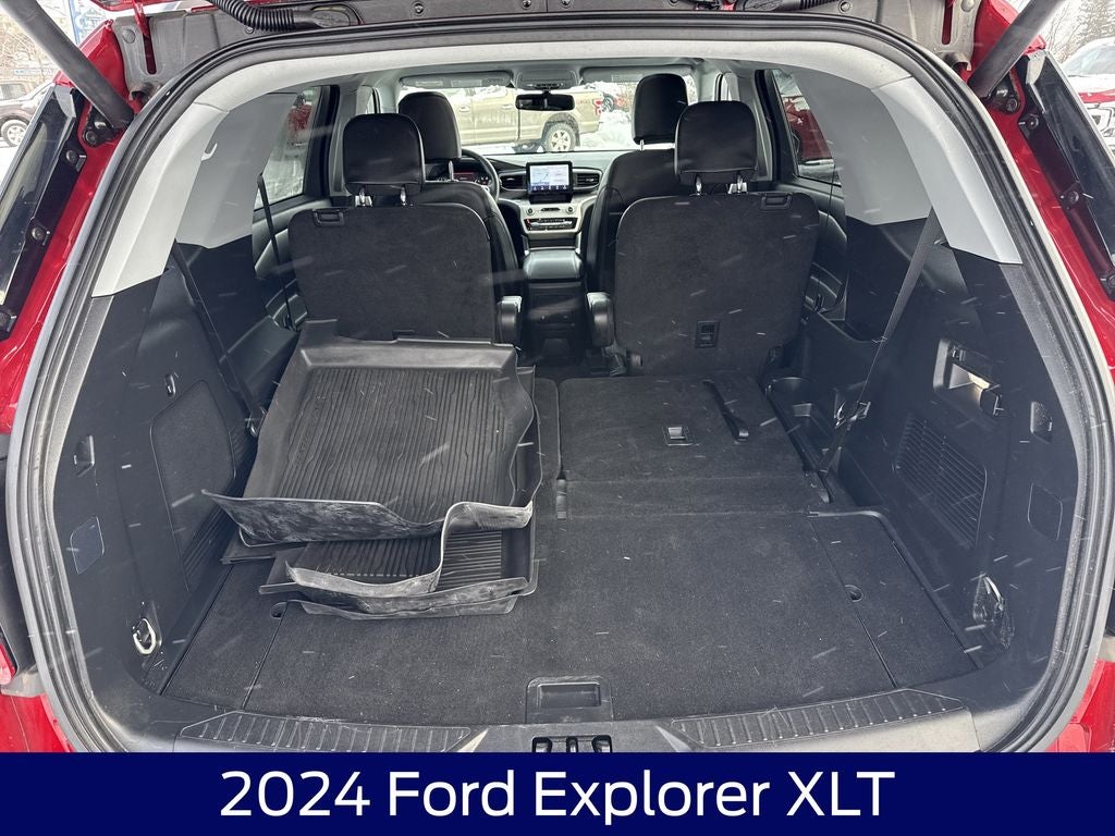 2024 Ford Explorer XLT
