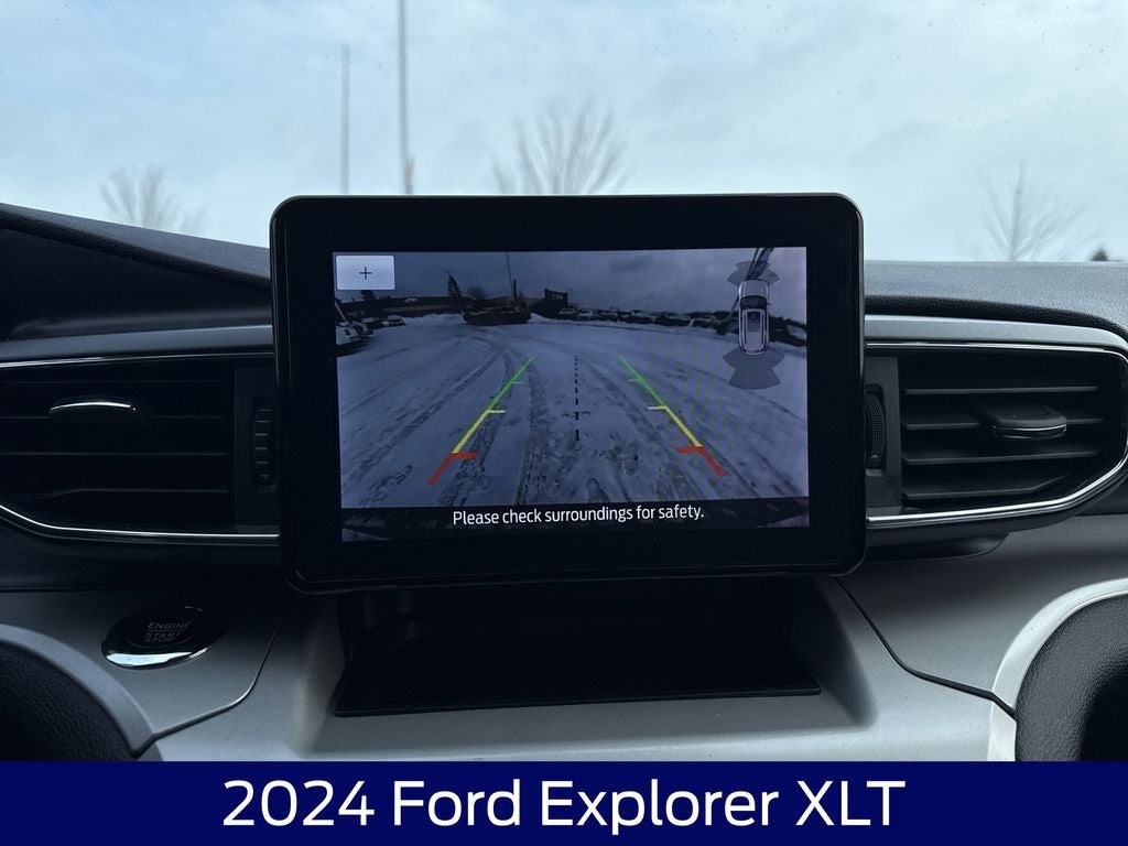 2024 Ford Explorer XLT