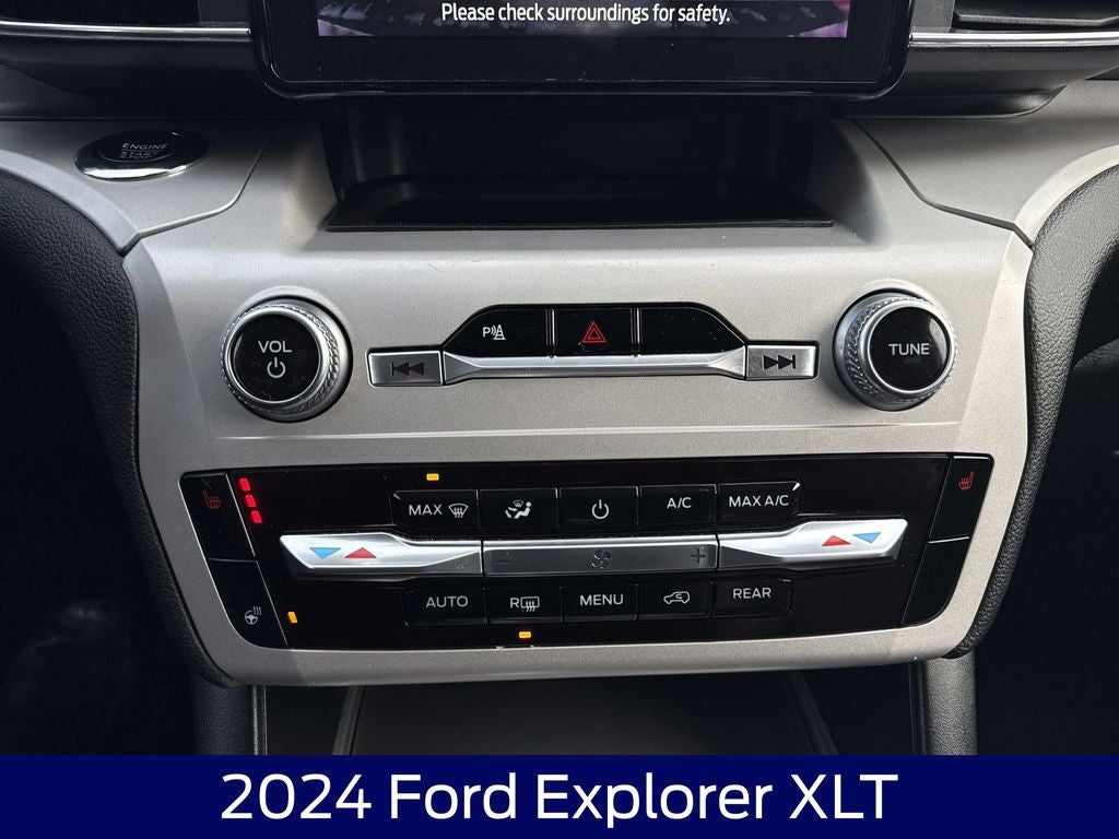 2024 Ford Explorer XLT