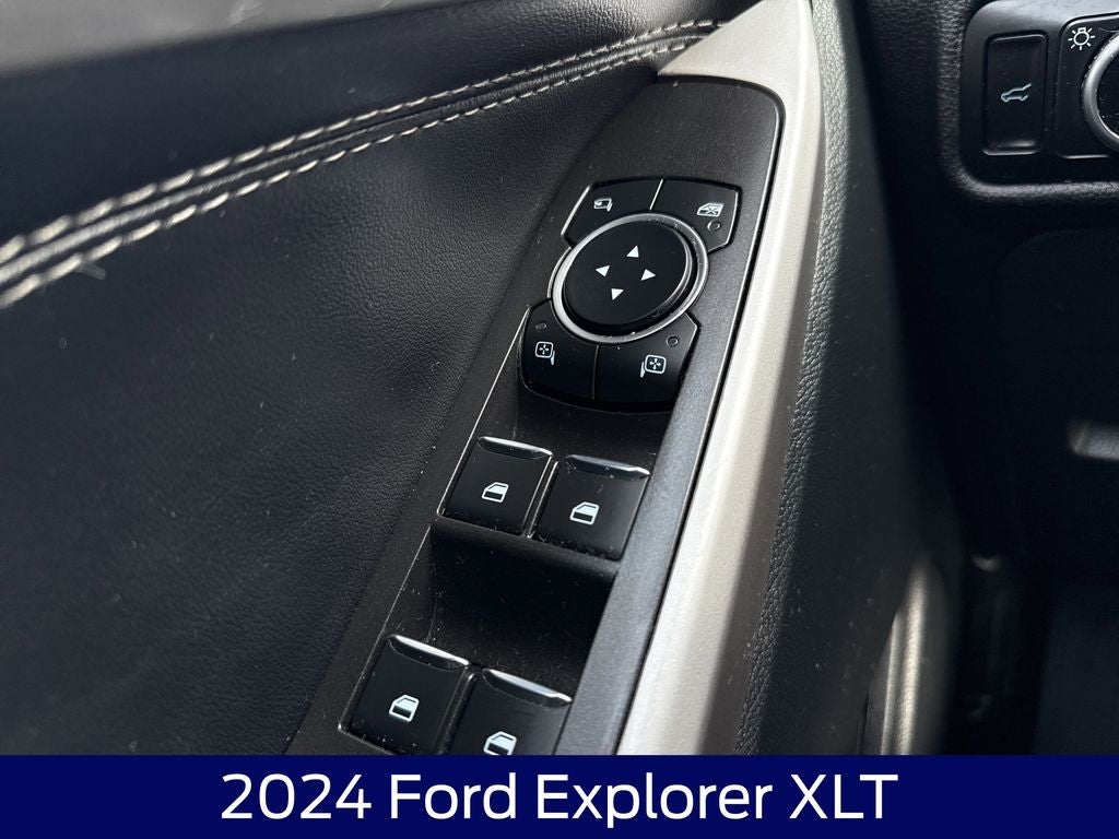 2024 Ford Explorer XLT