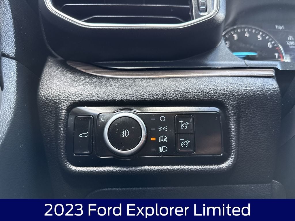 2023 Ford Explorer Limited